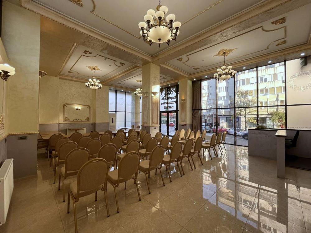 Hotel Ildis Iasi Luaran gambar